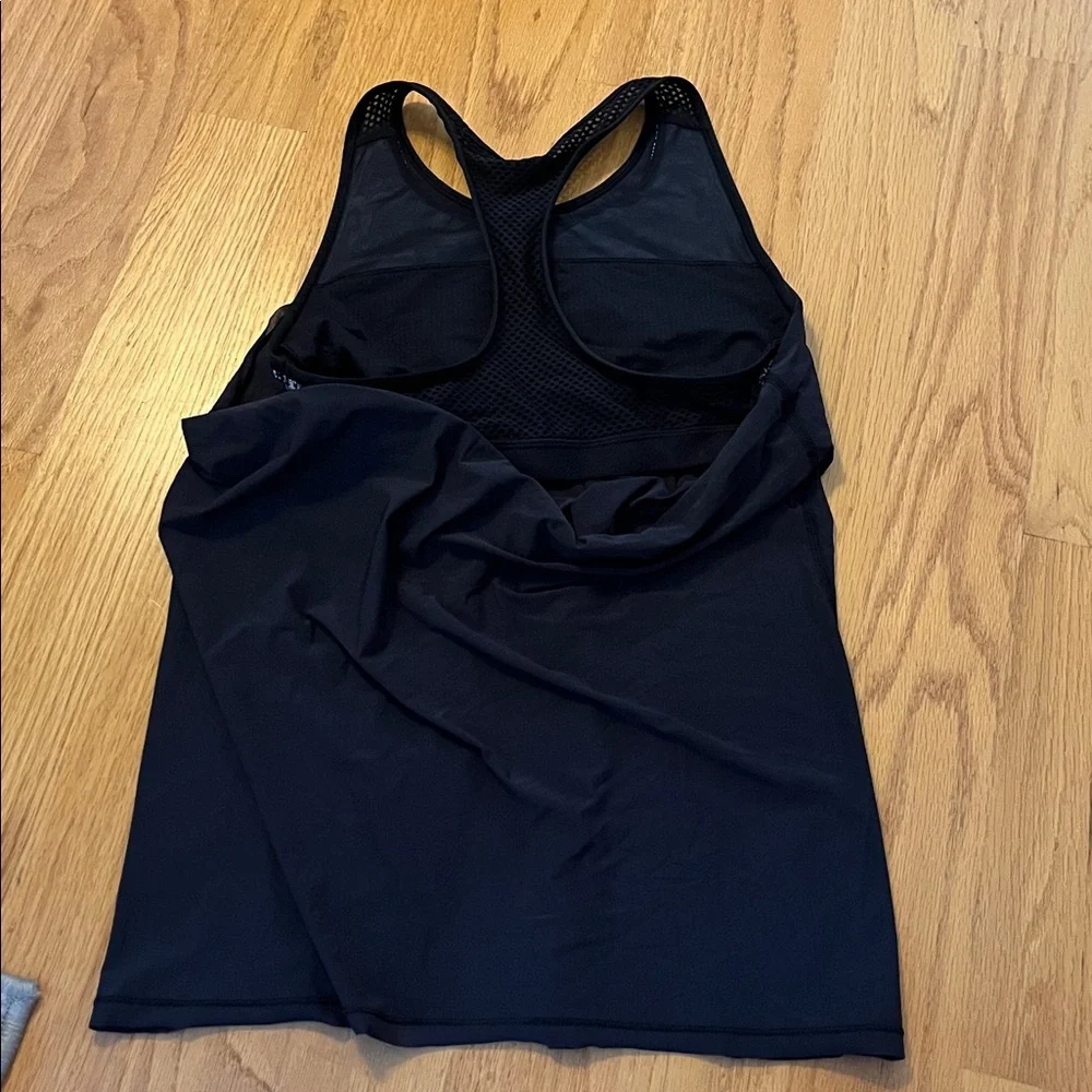Lululemon Fit Physique Tank Top With Bra size 8